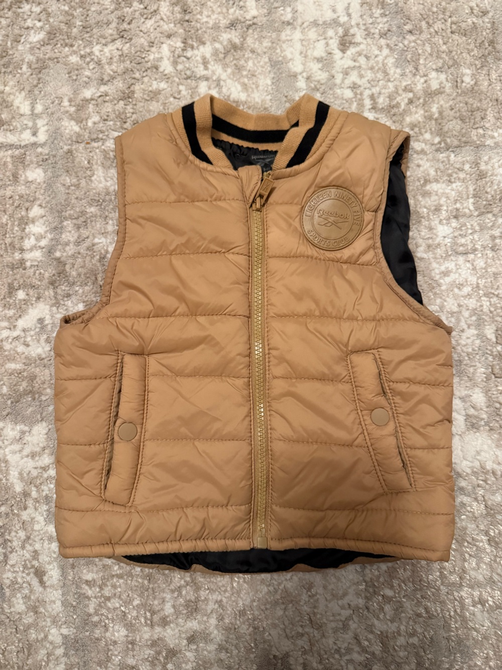 Reebok Kids Tan Quilted Puffer Vest with Logo Patch size 3/4T